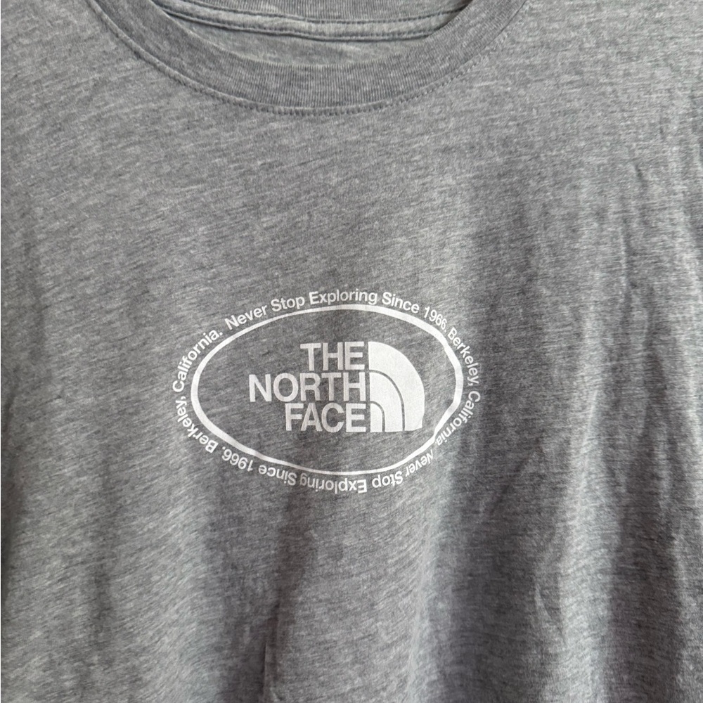The North Face Tee Shirt - Picture 2 of 8